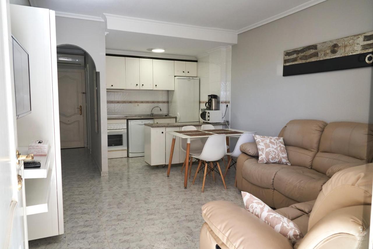 Apartment Altos De La Bahia X 托雷维耶哈 外观 照片