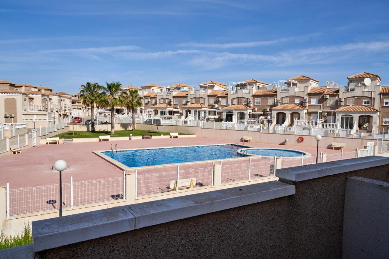 Apartment Altos De La Bahia X 托雷维耶哈 外观 照片