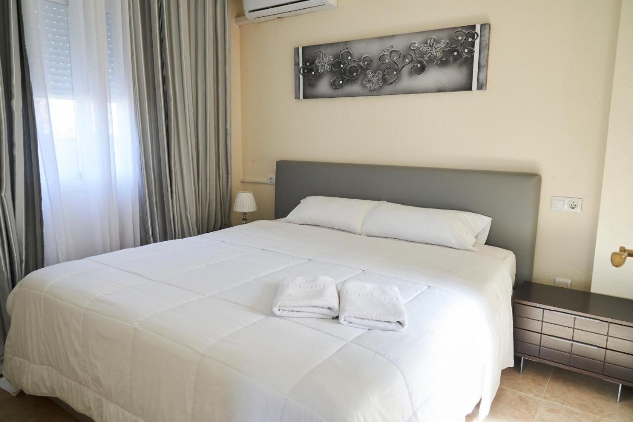 Apartment Altos De La Bahia X 托雷维耶哈 外观 照片