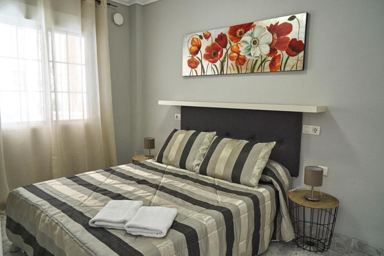 Apartment Altos De La Bahia X 托雷维耶哈 外观 照片