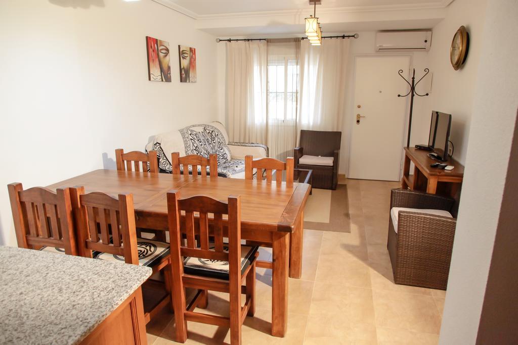 Apartment Altos De La Bahia X 托雷维耶哈 客房 照片